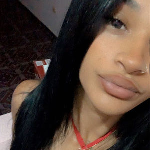 Meet your Posher, Daniela